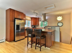 "the Shack" At Killington: 3br/1.5ba Remodeled Home. Hot Tub. 3 Bedroom Home