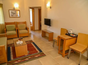 Eagles Downtown Zahabia & Beach Resort