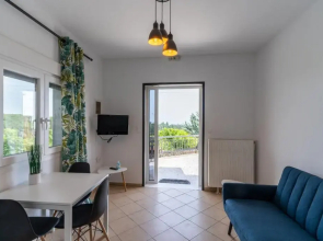 Veranda 2-Guest Apartment