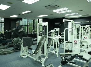 Pacific Regency Hotel Suites