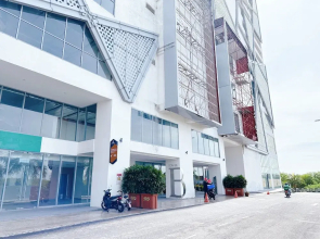 Silverscape Residence