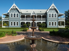 The Convent Hunter Valley Hotel