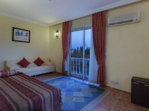 Larissa Sultan's Beach