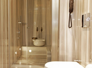 Kleopatra Suit Hotel