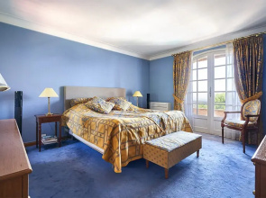 L'ORANGERAIE VI2077 by RIVIERA HOLIDAY HOMES