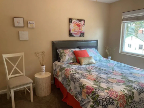 Longer Stay for Travelers Blocks from Hospital and Downtown Security Gates