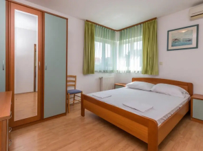 Awesome Apartment in Pakostane With Wifi