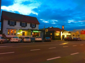 Hacienda Motor Lodge
