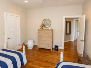 Sunrise Villa/monthly Rental 3 Bedroom Home