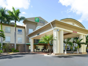 Holiday Inn Express & Suites Florida City by IHG