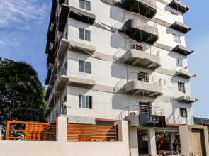 Townhouse 706 Hotel RJB Grand