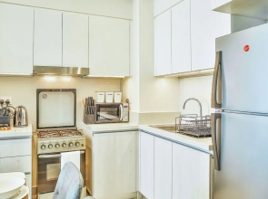 1B- Parkpoint- Tower D 104 by Bnb homes