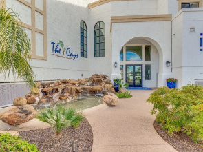Queen Creek #341 - 2 Br Condo