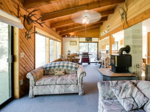 Conconully Cabin on 42 Private Acres Near Hiking!