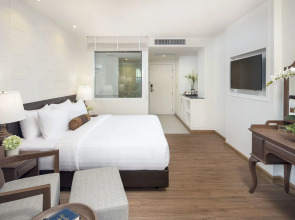 Casa Vimaya Riverside