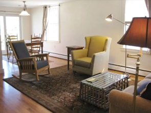 570 State - 2 Bedroom House