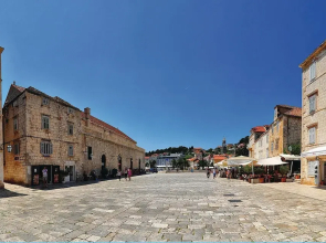 Stunning Apartment in Bogomolje With 1 Bedrooms