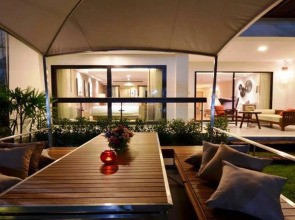 Summit Windmill Golf Suite Hotel @Suvarnabhumi