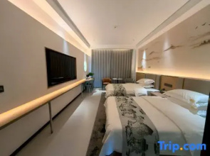 Tacheng Donglin Hotel
