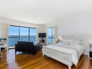 Clifftop Accommodation