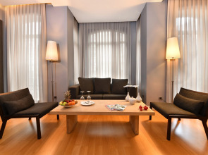 Отель Ansen Suites