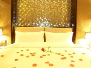 Kelly Hotel (Qinzhou Nianfeng Square)