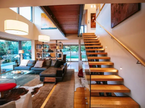 Lakeside Rd - Lake Views - Sleeps 10