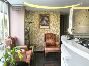 IS Hotel
