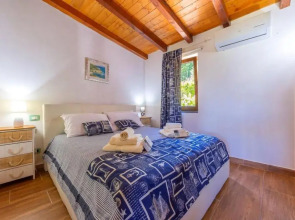 127-128 La Casa Fra gli Ulivi - Piscina e natura a 5 minuti da Spiaggie e MARE