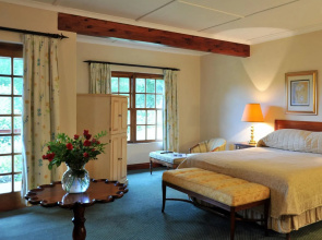 Coach House Hotel & Spa