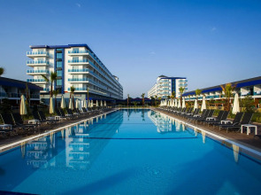 Eftalia Marin Resort Hotel