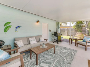 Beach Gear Provided! Omas House in Bradenton!