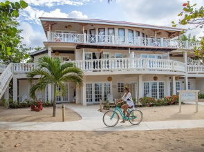 The Colonial at Jaguar Reef