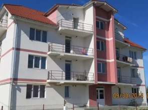 E&F ApartHotel