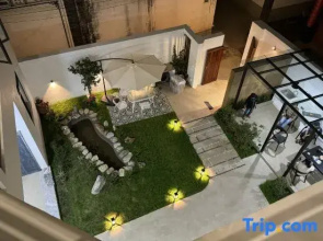 Ruoyun Designer Homestay