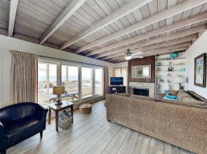 Dreamy Solimar Sands Beach House by RedAwning