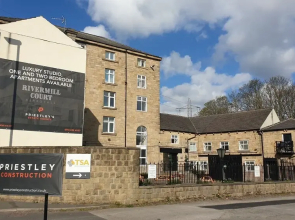 Kirkstall Bridge Apartments - 22