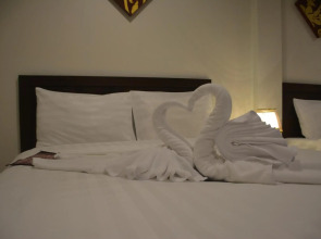 Patong Moon Inn Guesthouse