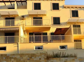 Apartment Lara
