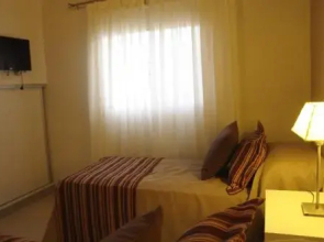 Lom Suites