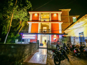 OYO 19621 Calangute Beach Holiday Inn