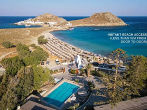 Aura Homes, Villa on Sea - Saint Anna Beach