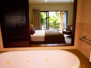 Amphora Resort Luxury Private Apartments