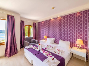 Riva Bodrum Resort - All Inclusive - Adult Only