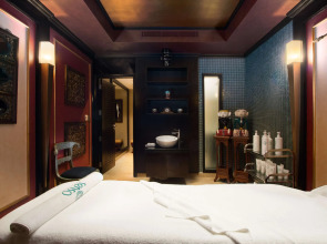 Отель Radisson Blu Hotel, Dubai Media City