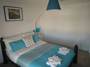 Burch Apartment