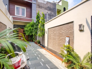 CAPITAL O75949 Hotel Kiaara