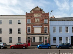 Student Only Upper Quay House