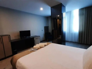 Agora Royal Residence