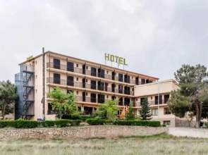 Hotel Mora
